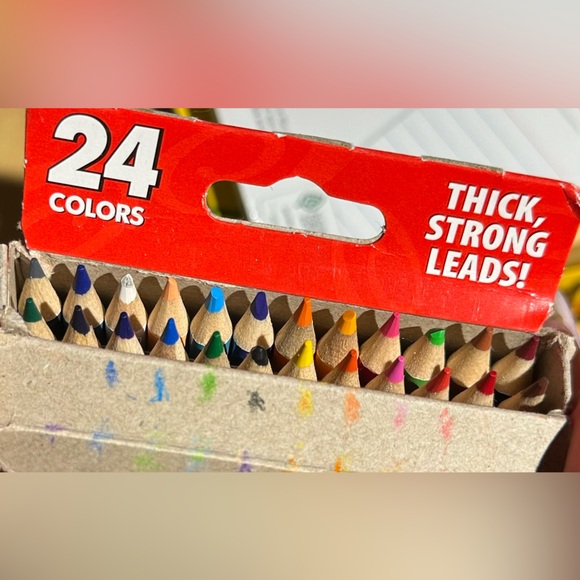 βοΈπποΈ School Supplies Bundle, some NEW & some opened - Picture 2 of 6